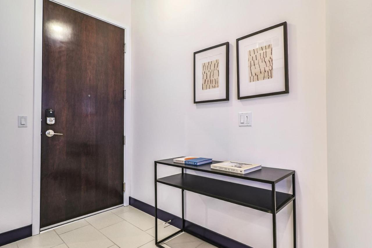 Stunning 1 Bdr 1 Bth, Pool, Jacuzzi Apartment Los Angeles Luaran gambar