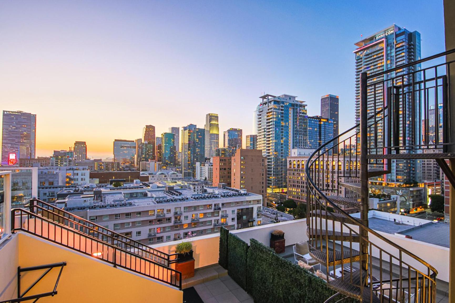 Stunning 1 Bdr 1 Bth, Pool, Jacuzzi Apartment Los Angeles Luaran gambar