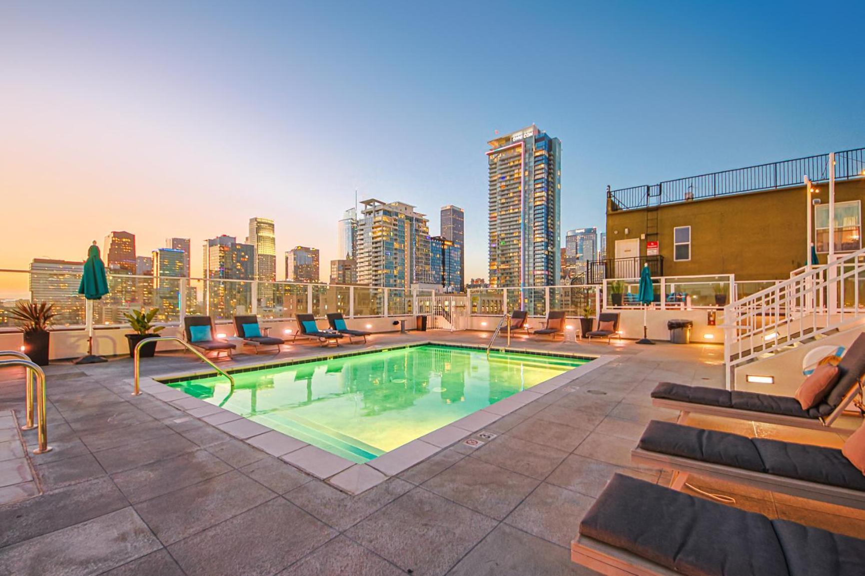Stunning 1 Bdr 1 Bth, Pool, Jacuzzi Apartment Los Angeles Luaran gambar